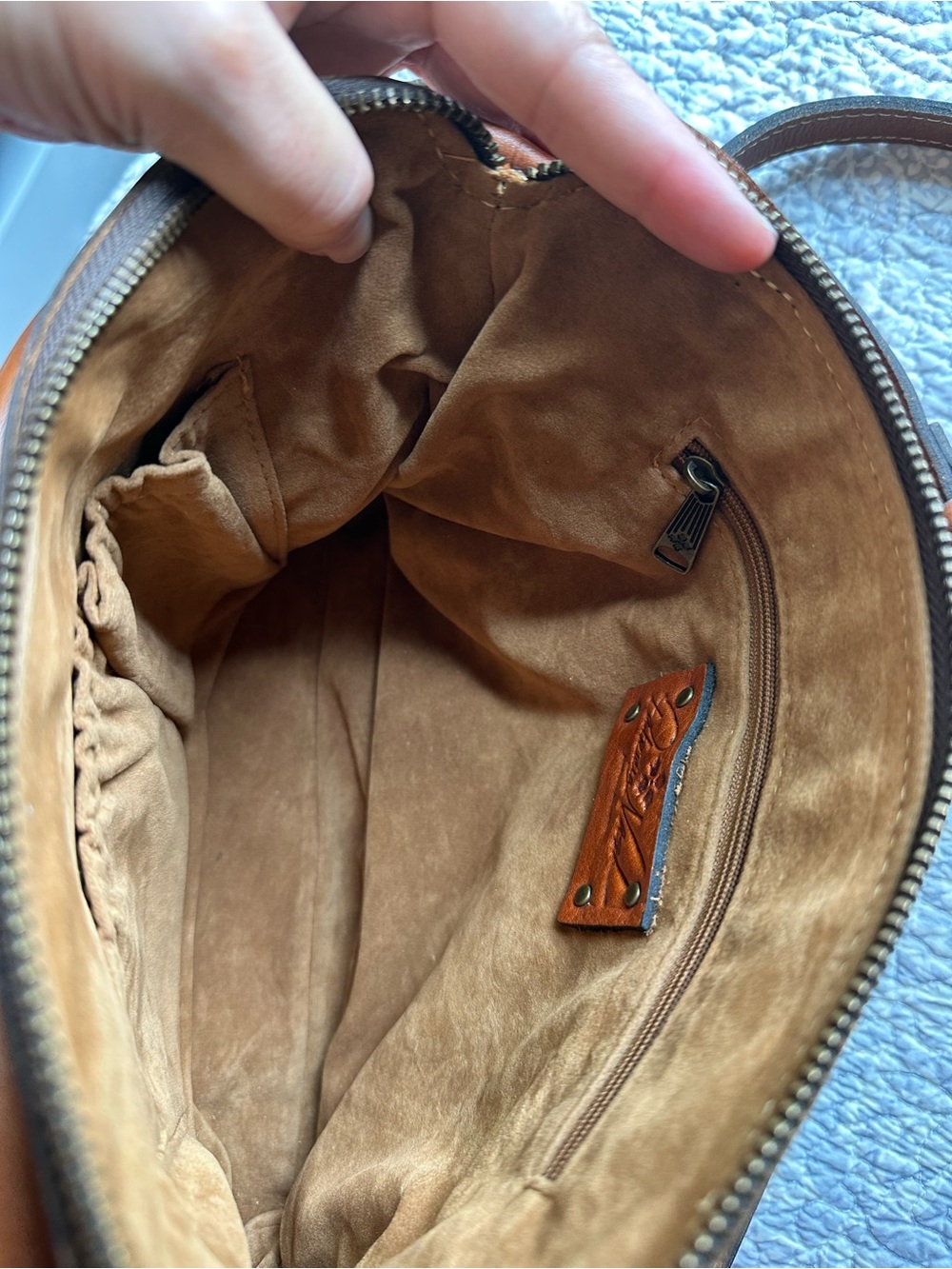 Patricia Nash Cognac Leather Crossbody purse/ Bag with Front Buckle - Picture 4 of 10